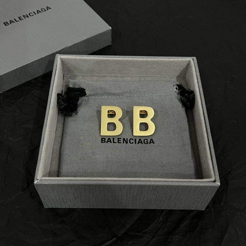 Ba1en*iaga earrings